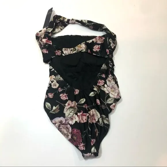 Rachel RoyRuched Shoulder One Piece Swimsuit